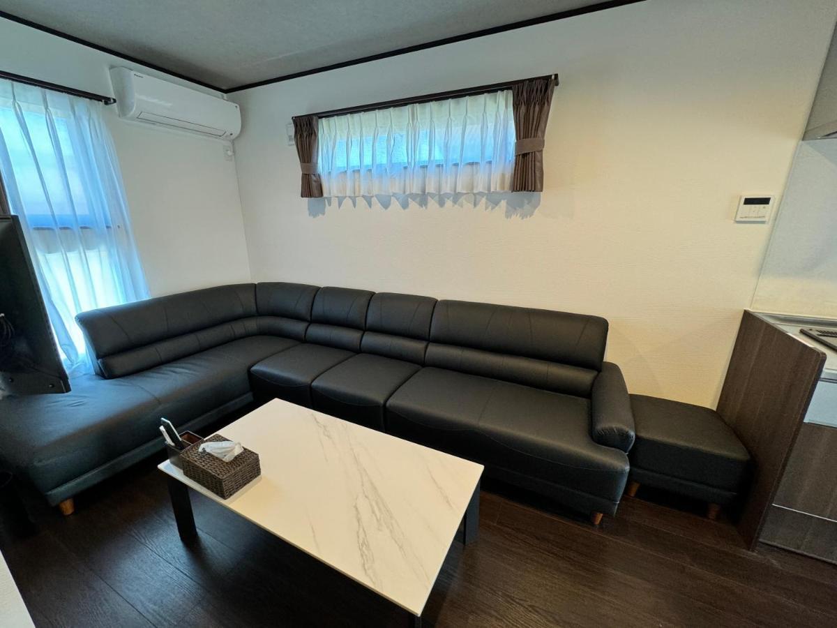 温泉付き貸別荘 風車村 E-10 With Hot Spring Villa *